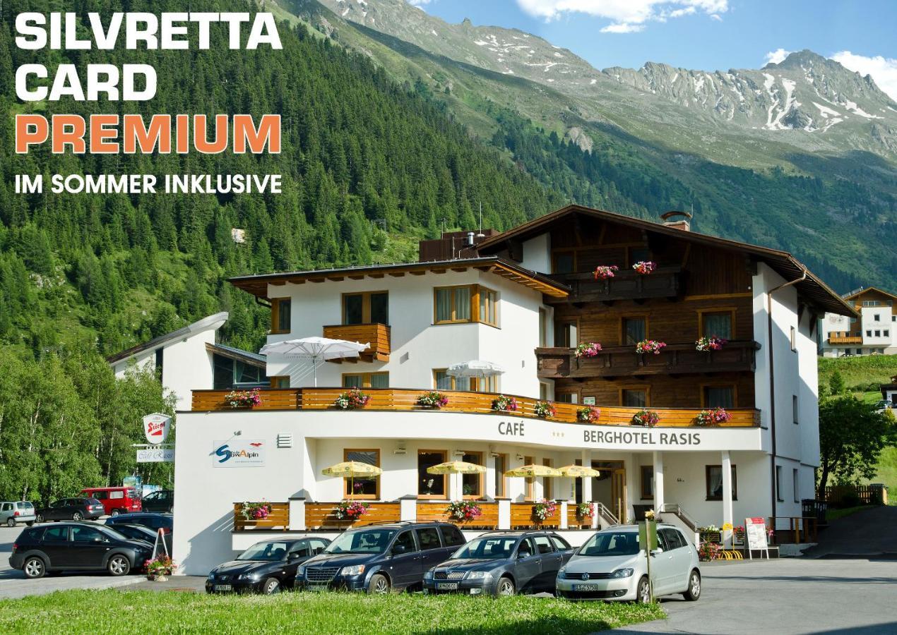 Berghotel Rasis Galtuer Exterior photo