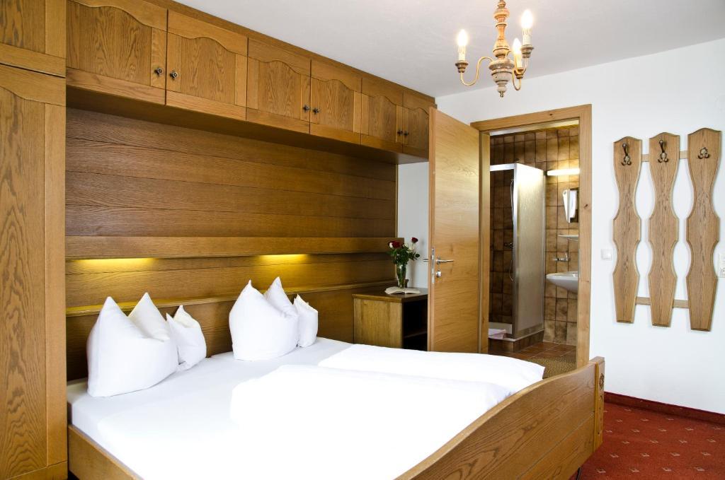 Berghotel Rasis Galtuer Room photo